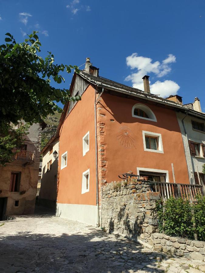 La Maison Basse Saint-Dalmas-le-Selvage Exterior foto